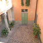 La Rosa Scarlatta Bérgamo