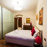 La Rosa Scarlatta Apartamento *