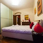 Apartamento La Rosa Scarlatta *