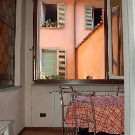 Apartament La Rosa Scarlatta *