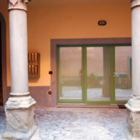 La Rosa Scarlatta Apartament Bergamo