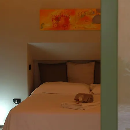 Apartament La Rosa Scarlatta *
