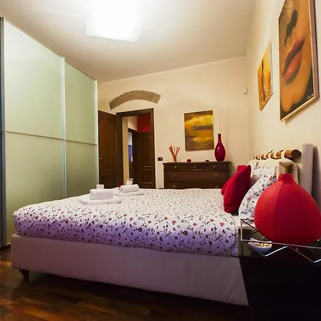 Apartament La Rosa Scarlatta *